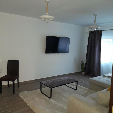 Armony Apartment Брашов Екстер'єр фото
